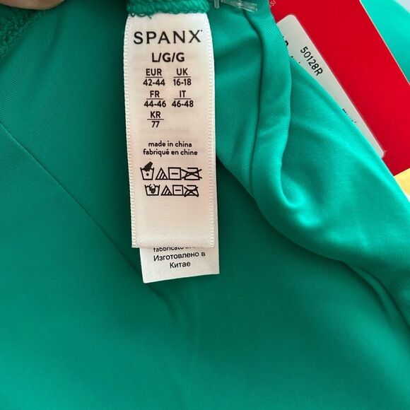 Spanx Triangle Ruched Halter Mystic Green Bikini Swim Top Size Large - Picture 7 of 7